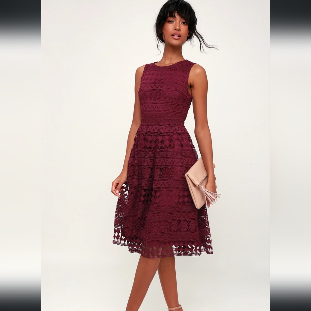 Lulus women’s madly in love crochet midi dress in plum size small